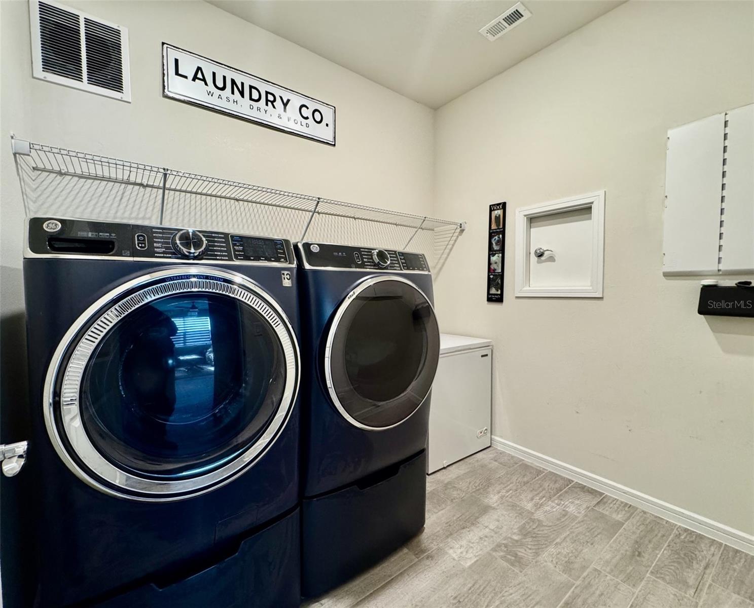 Image 26 of 37 For 2707 River Creek Lane