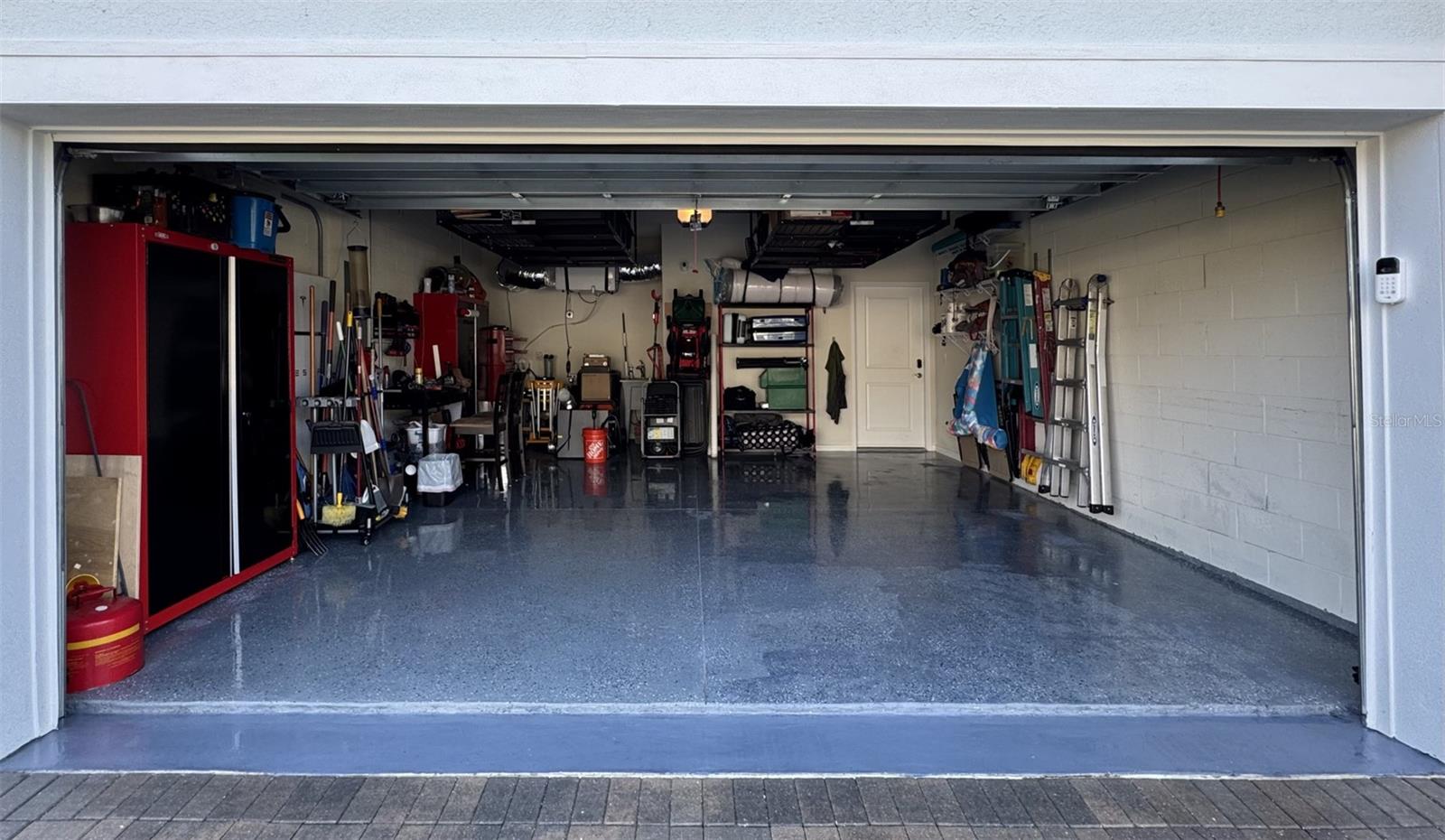 Image 30 of 37 For 2707 River Creek Lane