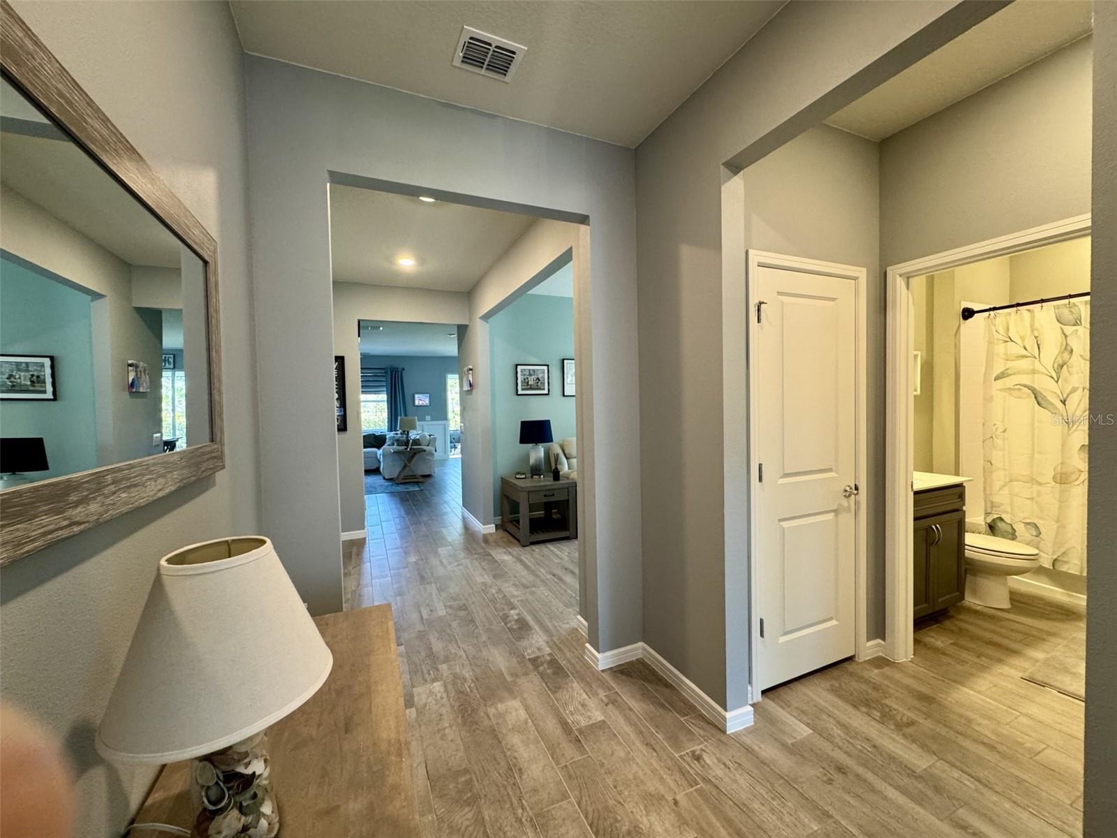 Image 5 of 37 For 2707 River Creek Lane