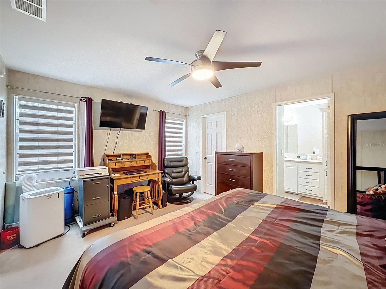 Image 32 of 44 For 37680 Oak Forrest Drive