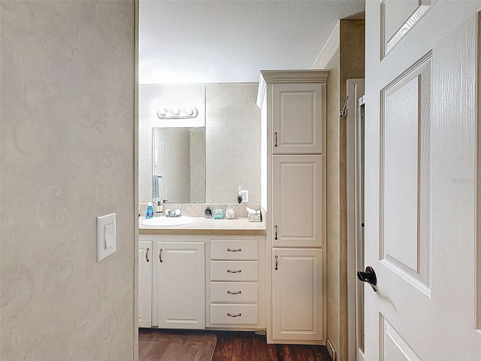 Image 33 of 44 For 37680 Oak Forrest Drive