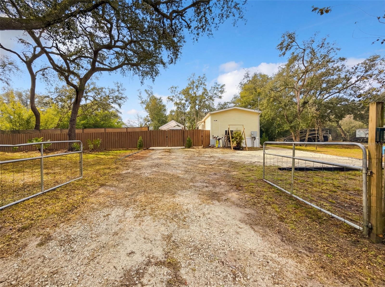 Image 41 of 44 For 37680 Oak Forrest Drive