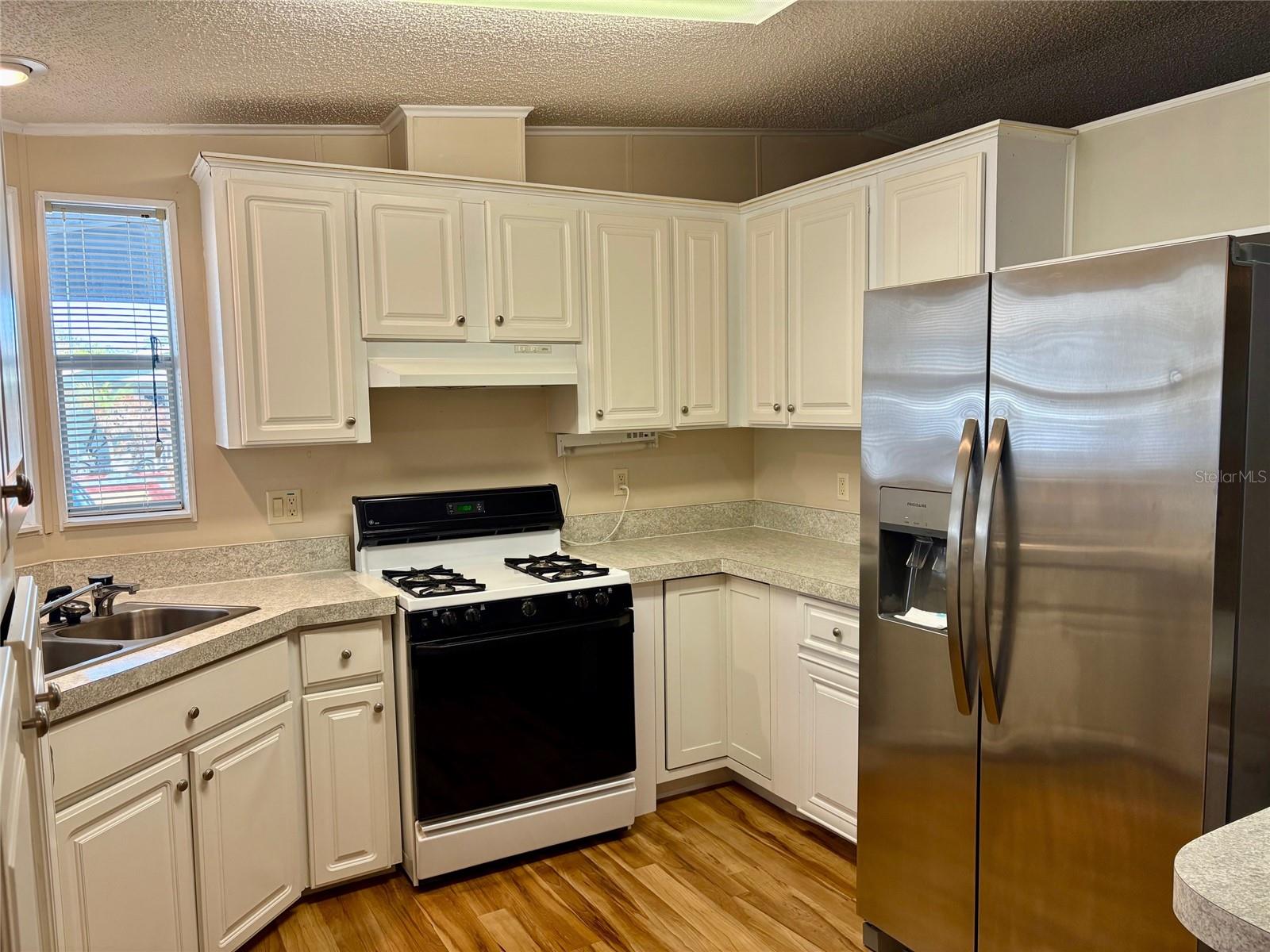 Image 15 of 52 For 6086 Southern Oaks Drive Se