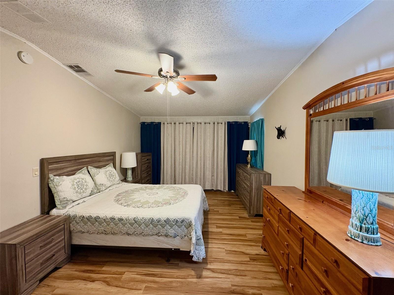 Image 20 of 52 For 6086 Southern Oaks Drive Se