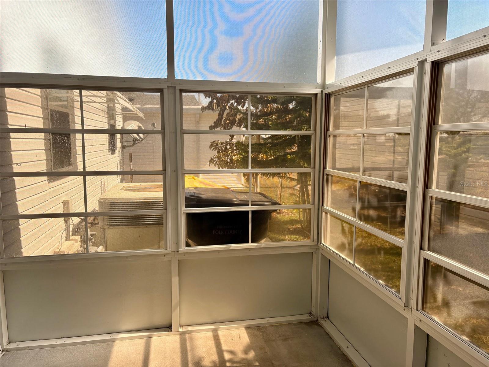 Image 30 of 52 For 6086 Southern Oaks Drive Se