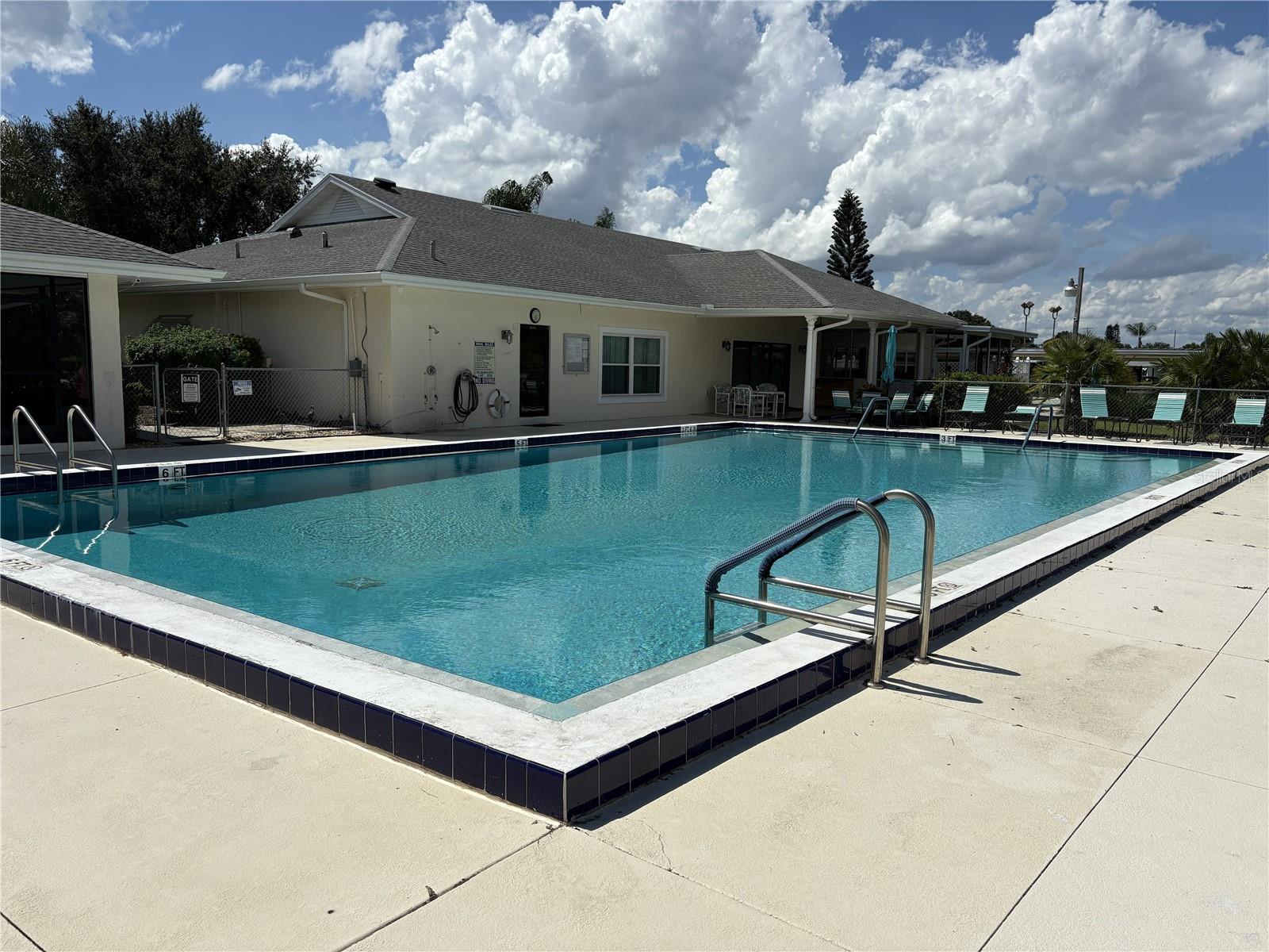 Image 39 of 52 For 6086 Southern Oaks Drive Se