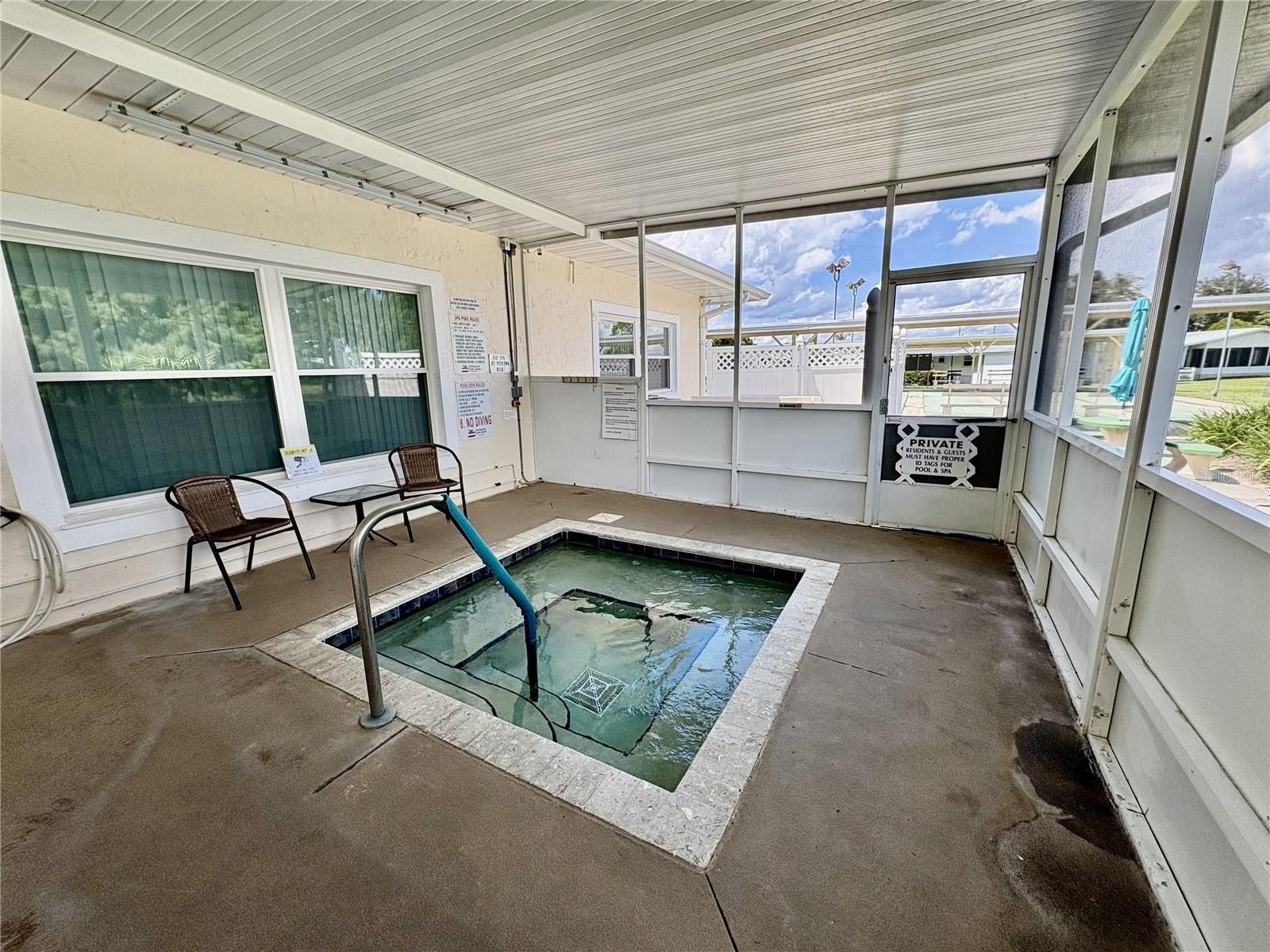 Image 44 of 52 For 6086 Southern Oaks Drive Se