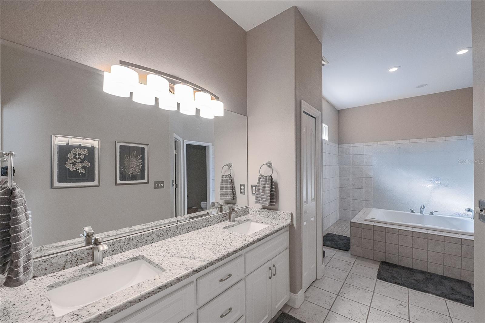 Image 22 of 57 For 3600 Ashling Drive