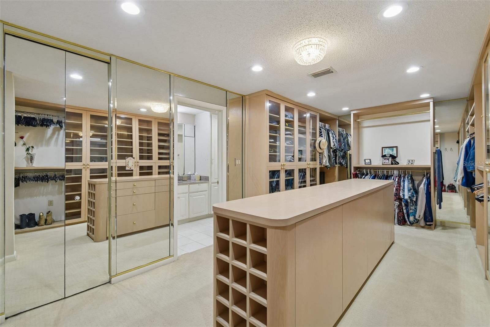 Image 25 of 81 For 5324 Woodhaven Lane