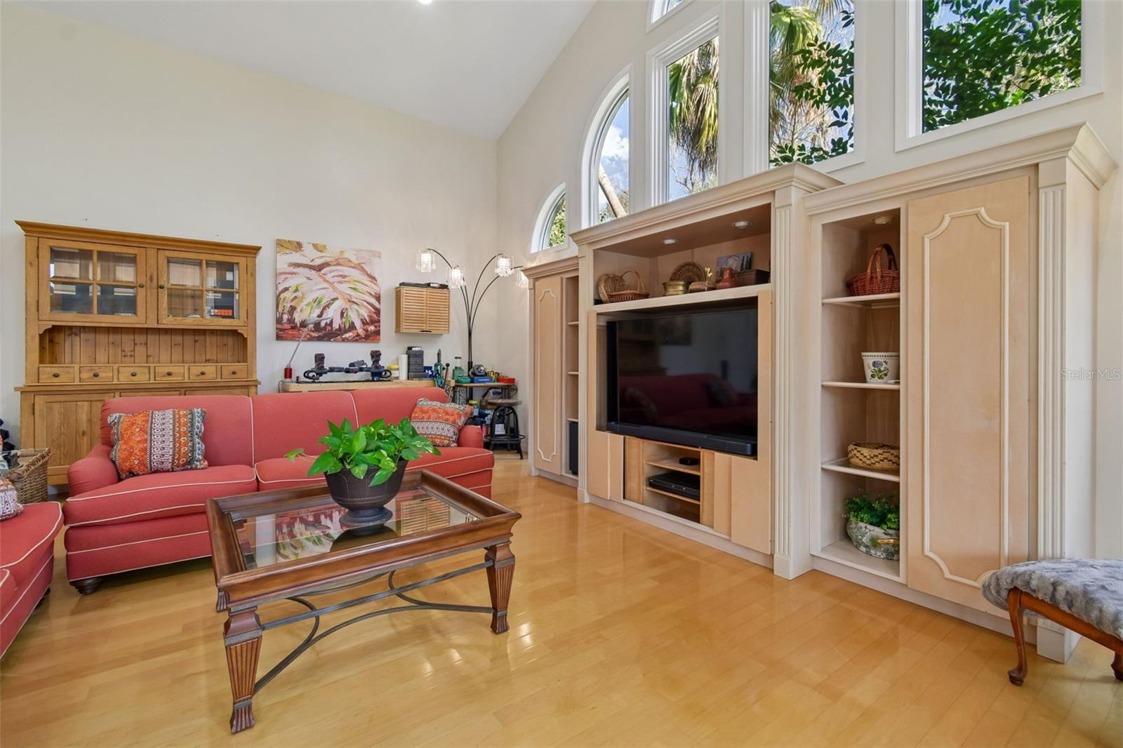 Image 58 of 81 For 5324 Woodhaven Lane