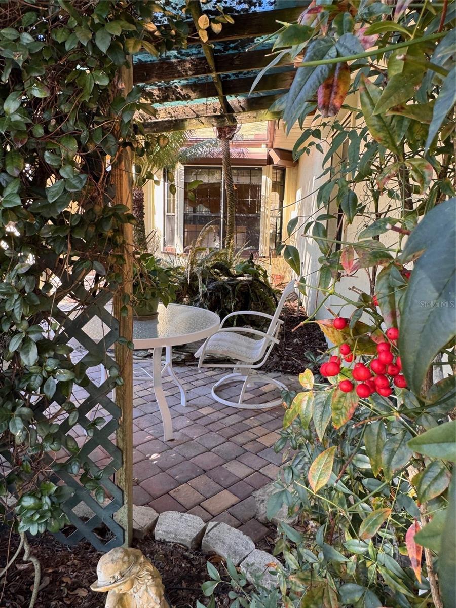 Image 5 of 80 For 126 Homewood Drive