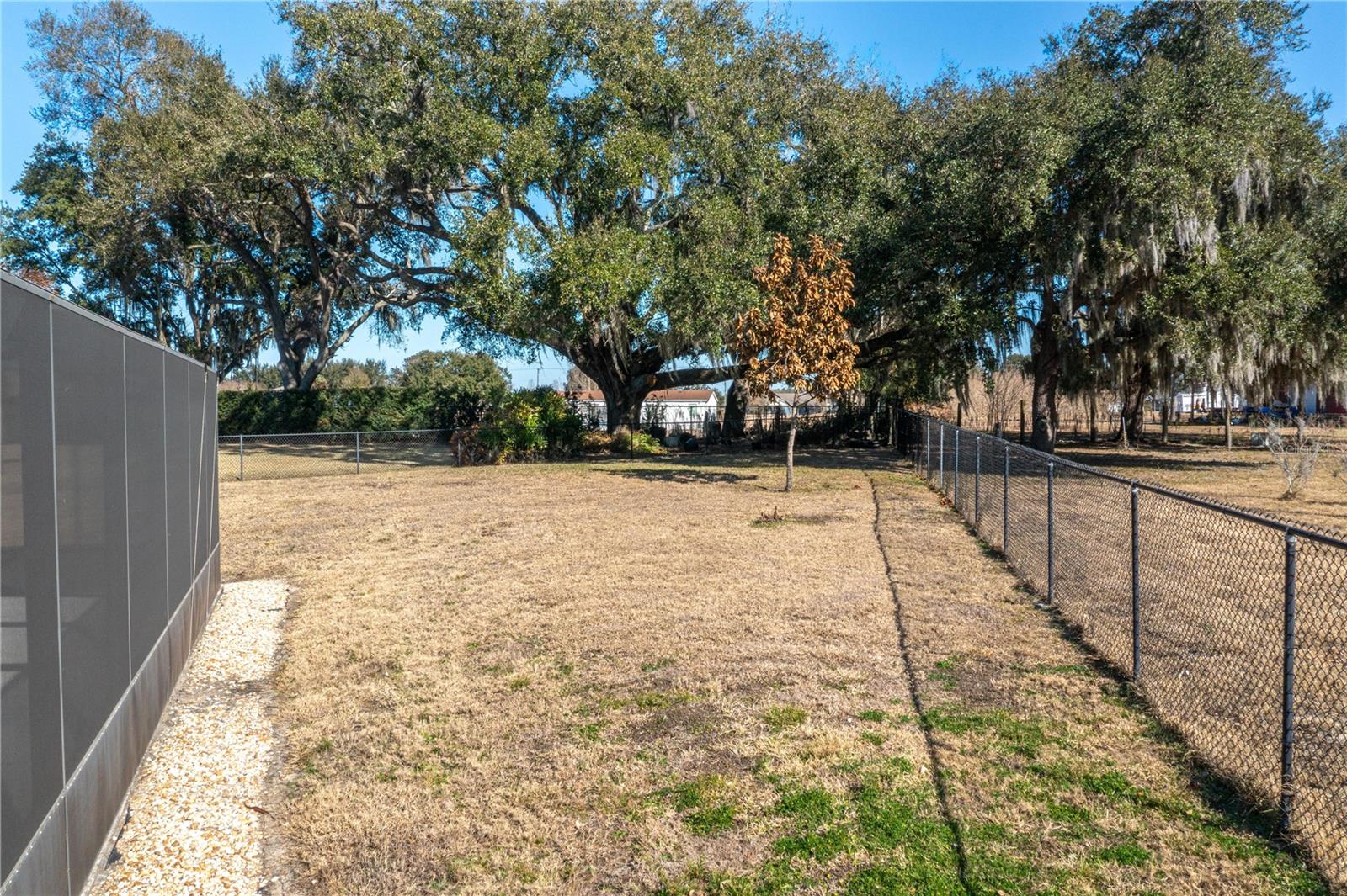 Listing photo id 35 for 1051 Lena Run Court