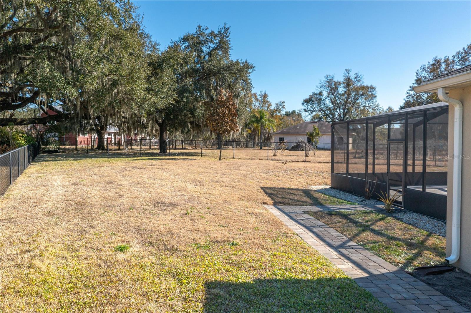 Listing photo id 36 for 1051 Lena Run Court