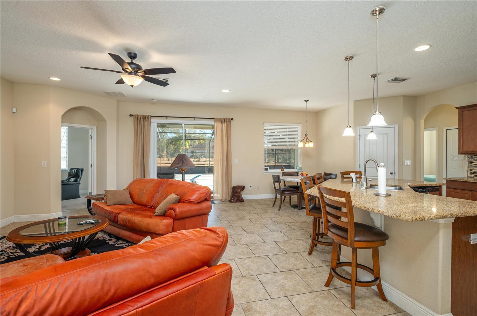 Listing photo id 7 for 1051 Lena Run Court