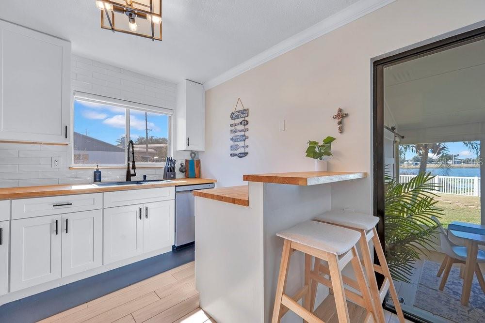 Image 10 of 39 For 937 Buttercup Drive