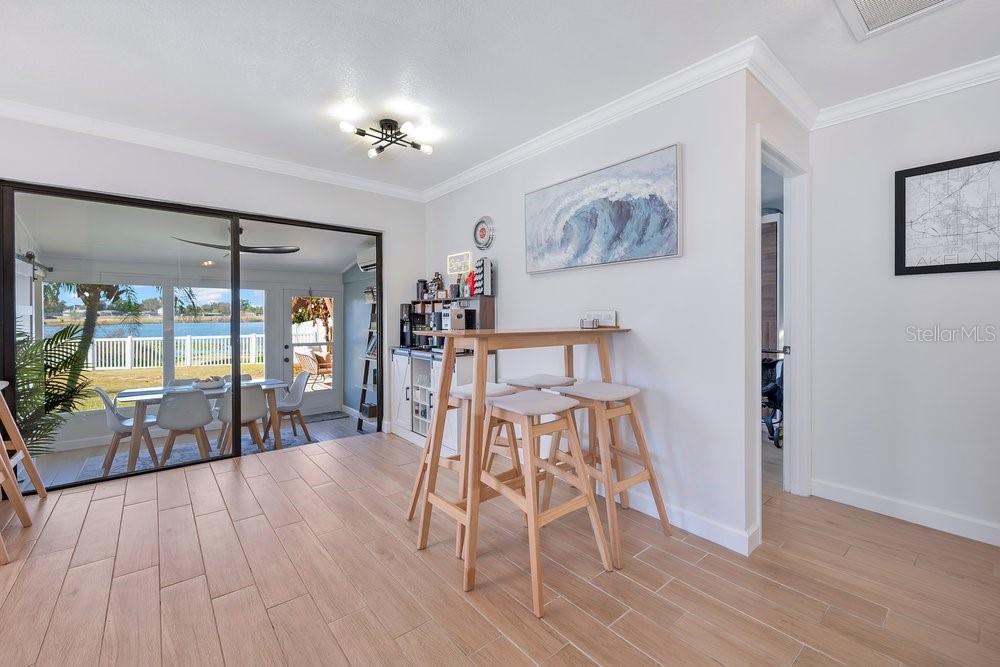 Image 13 of 39 For 937 Buttercup Drive