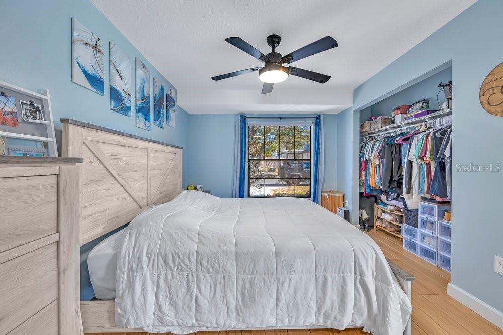 Image 15 of 39 For 937 Buttercup Drive