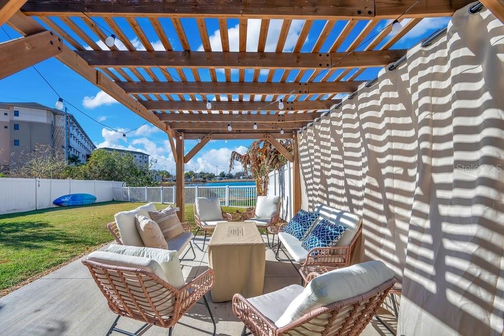 Image 27 of 39 For 937 Buttercup Drive