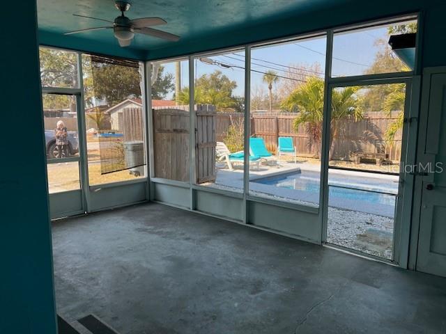 Image 15 of 23 For 5325 11th Avenue S