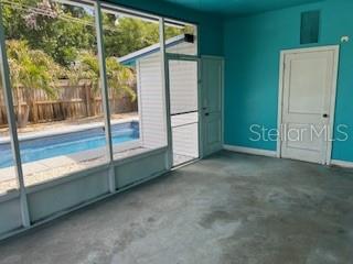 Image 18 of 23 For 5325 11th Avenue S
