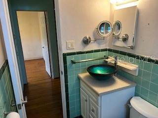 Image 8 of 23 For 5325 11th Avenue S