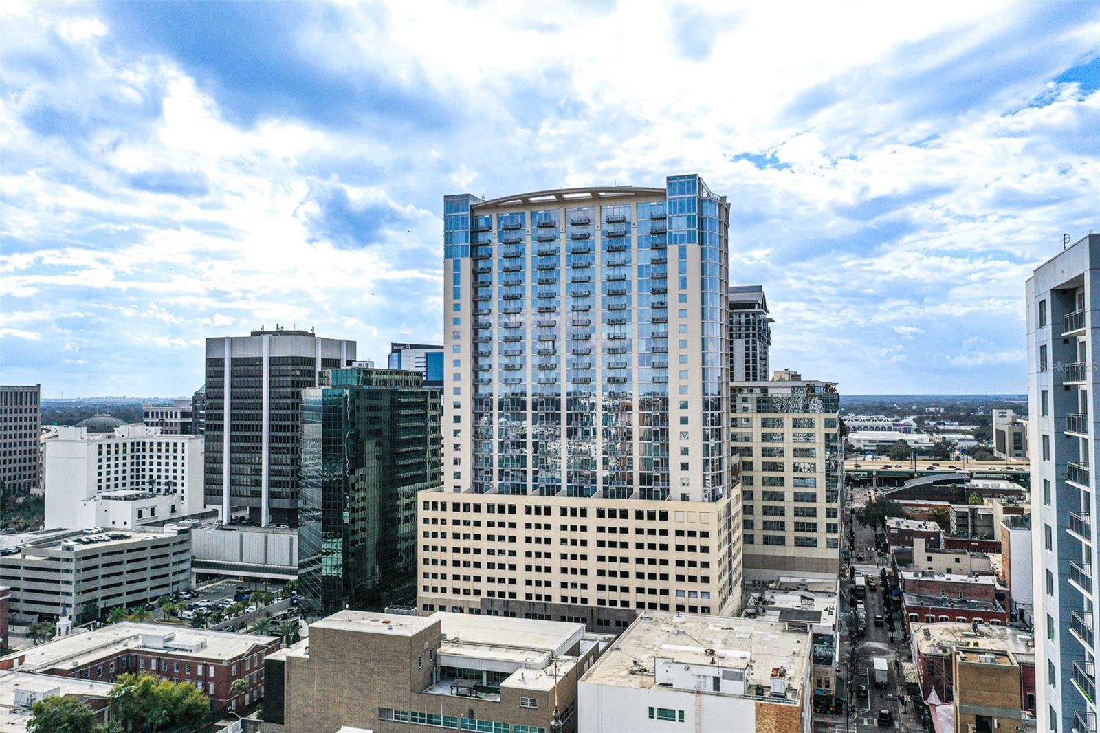 Image 32 of 33 For 155 Court Avenue 2503