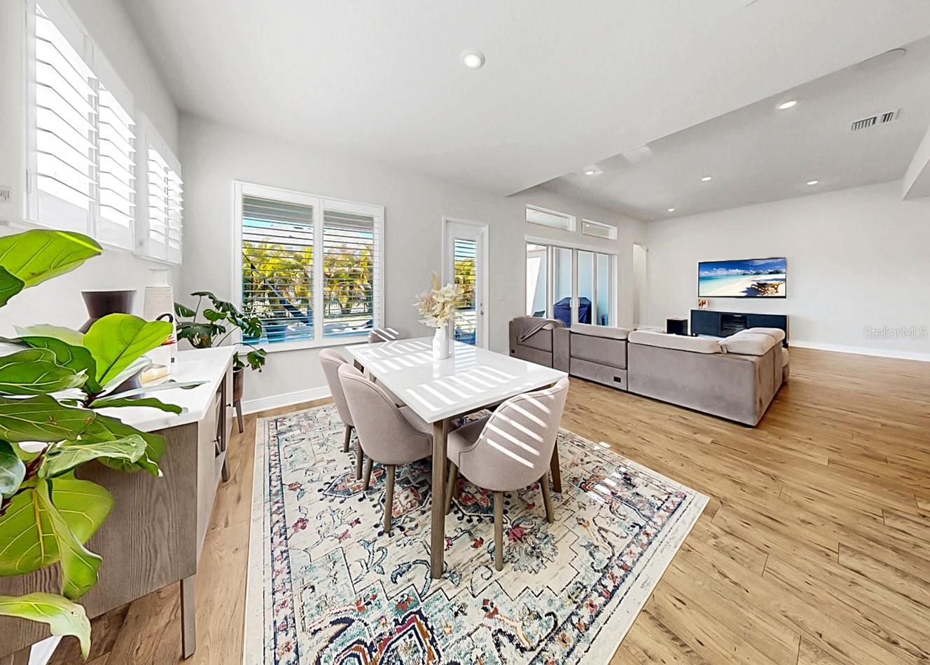 Image 19 of 72 For 5514 Limelight Drive