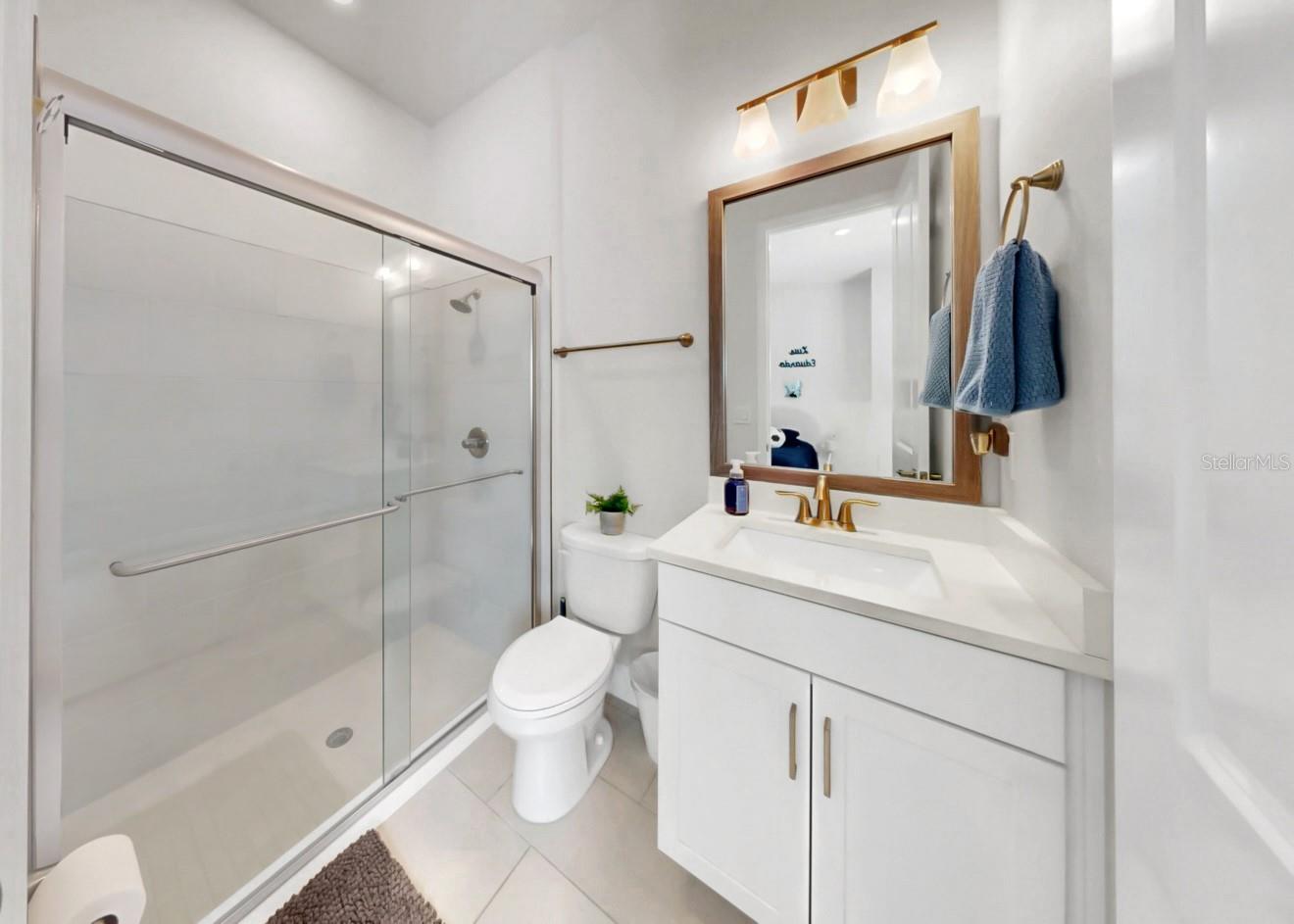 Image 33 of 72 For 5514 Limelight Drive