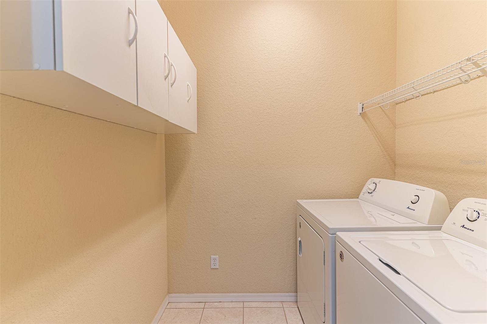 Image 15 of 26 For 3306 Oak Hill Place