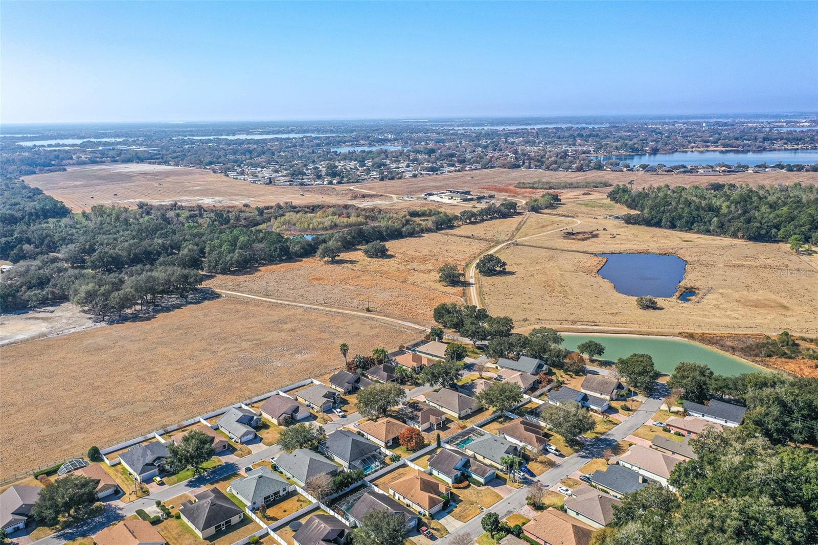 Image 21 of 26 For 3306 Oak Hill Place