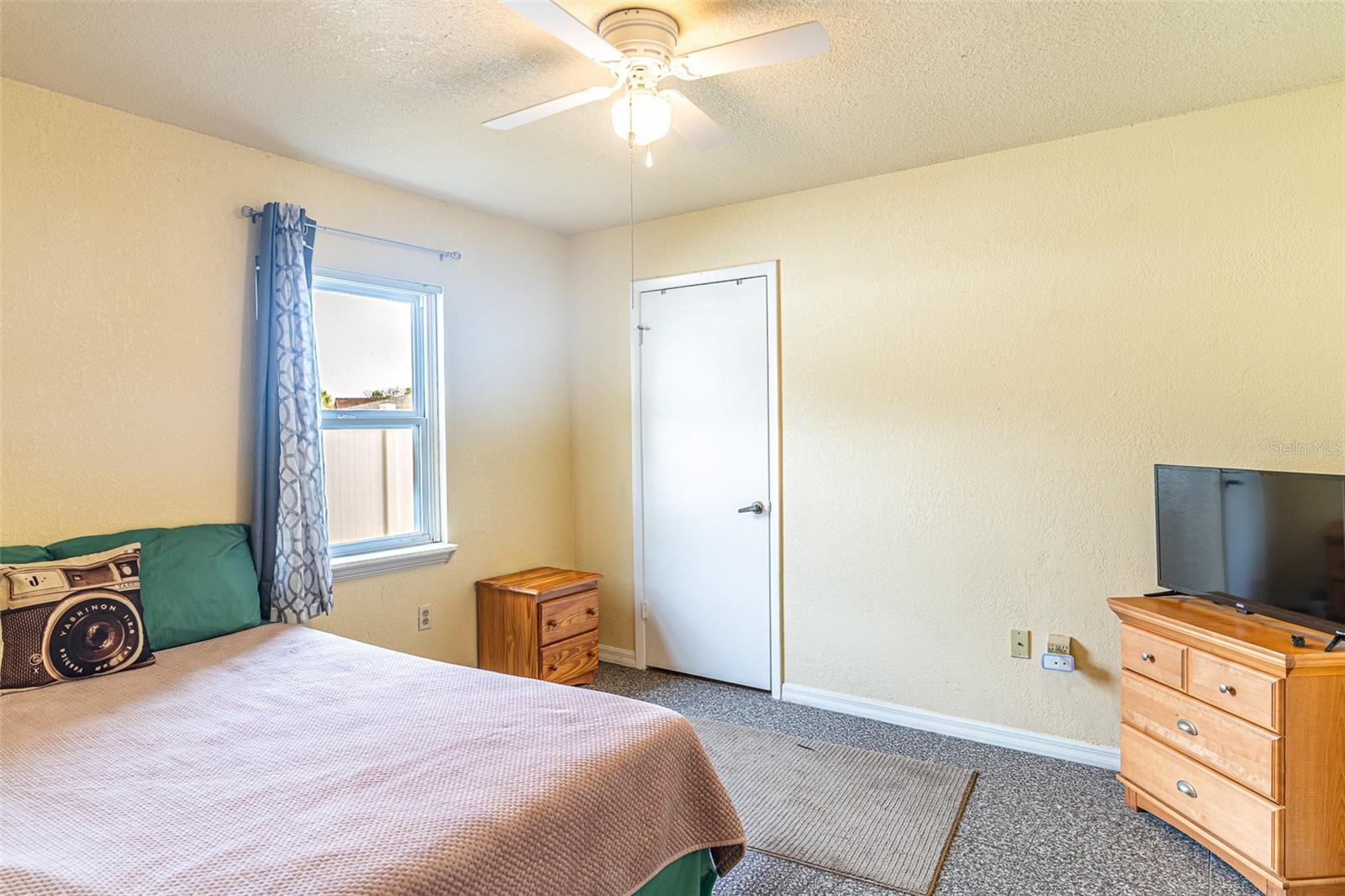 Image 12 of 32 For 6544 Calusa Drive