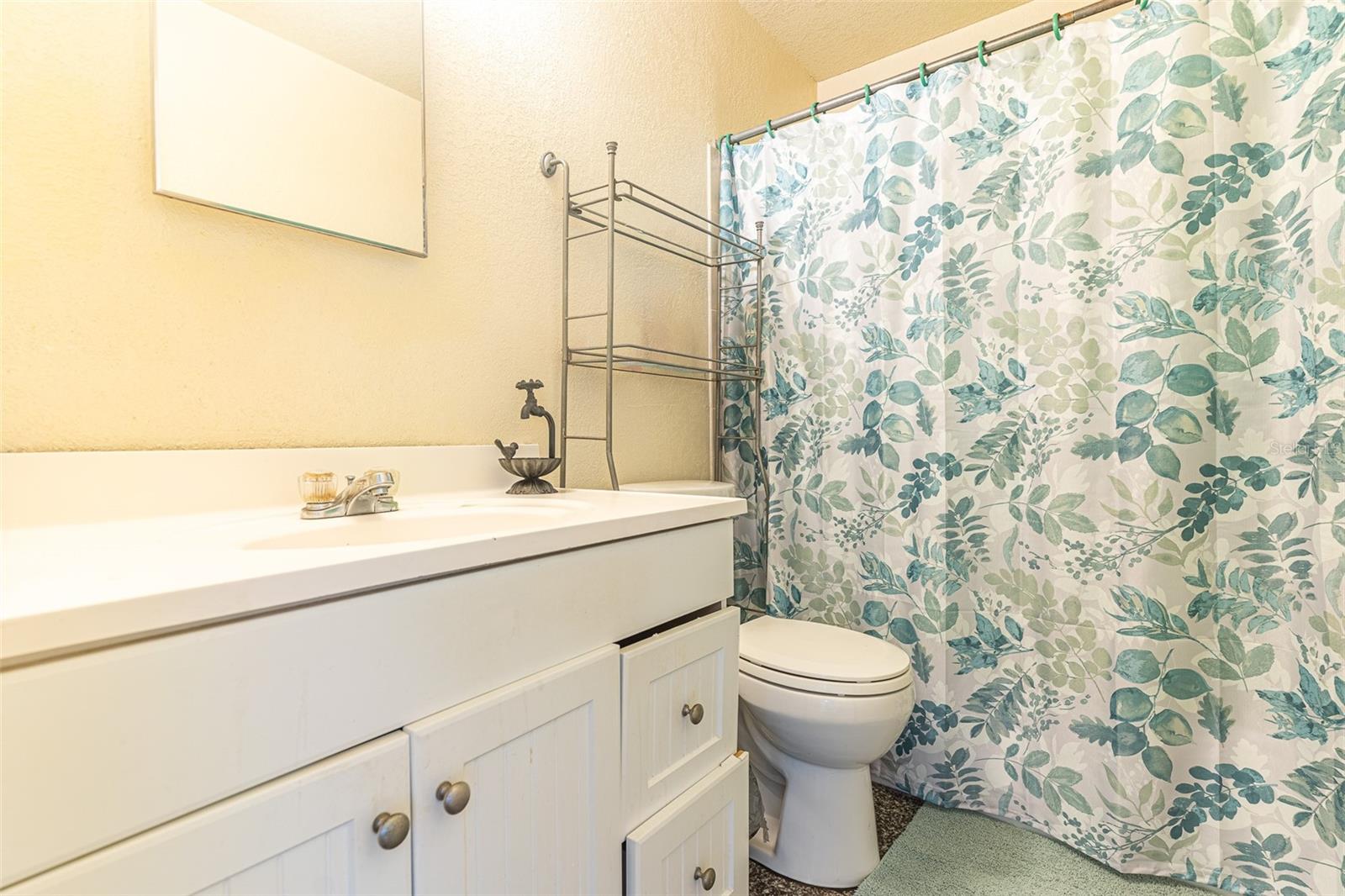 Image 14 of 32 For 6544 Calusa Drive