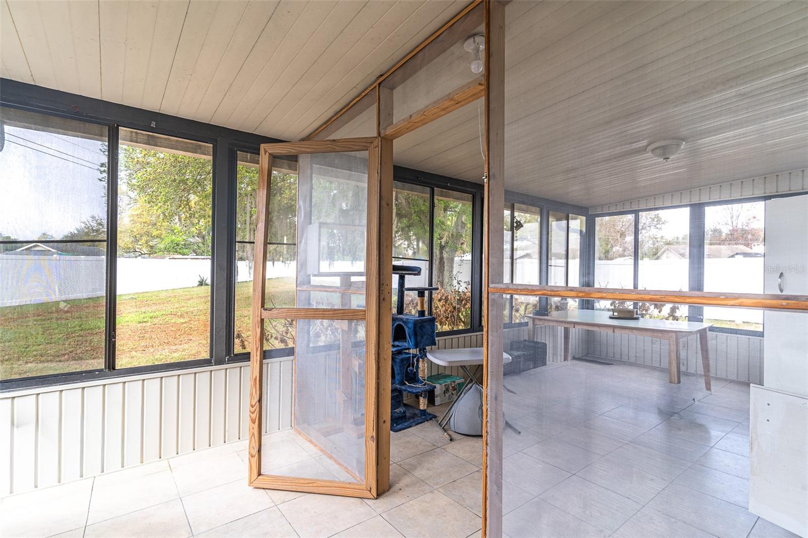 Image 20 of 32 For 6544 Calusa Drive