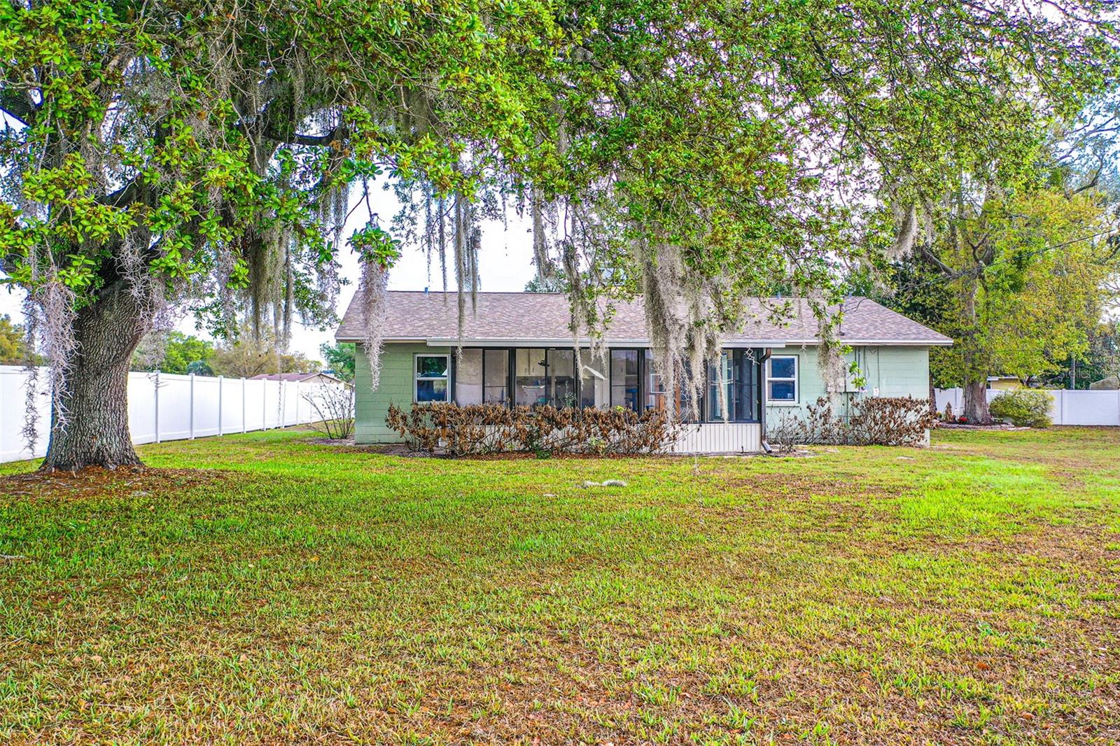 Image 24 of 32 For 6544 Calusa Drive