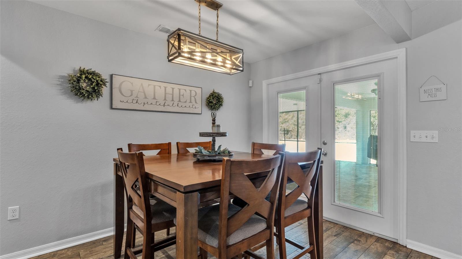 Image 23 of 45 For 2908 Blackwater Oaks Drive