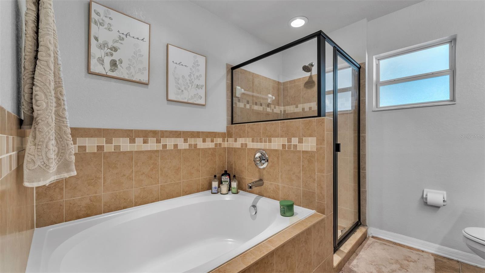 Image 30 of 45 For 2908 Blackwater Oaks Drive