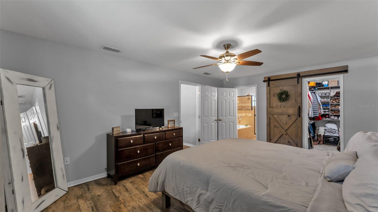 Image 31 of 45 For 2908 Blackwater Oaks Drive