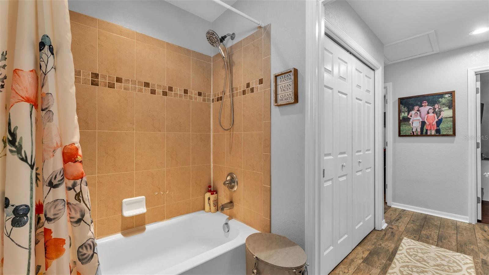 Image 35 of 45 For 2908 Blackwater Oaks Drive