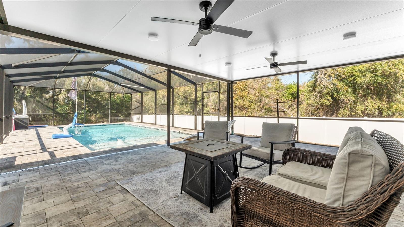 Image 37 of 45 For 2908 Blackwater Oaks Drive