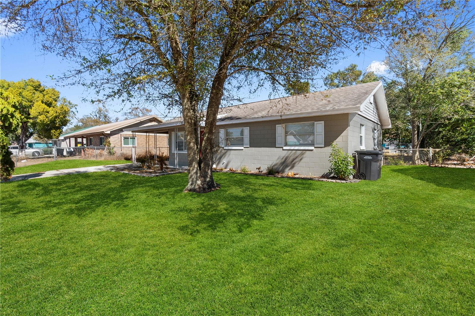 Image 3 of 27 For 606 Holt Circle