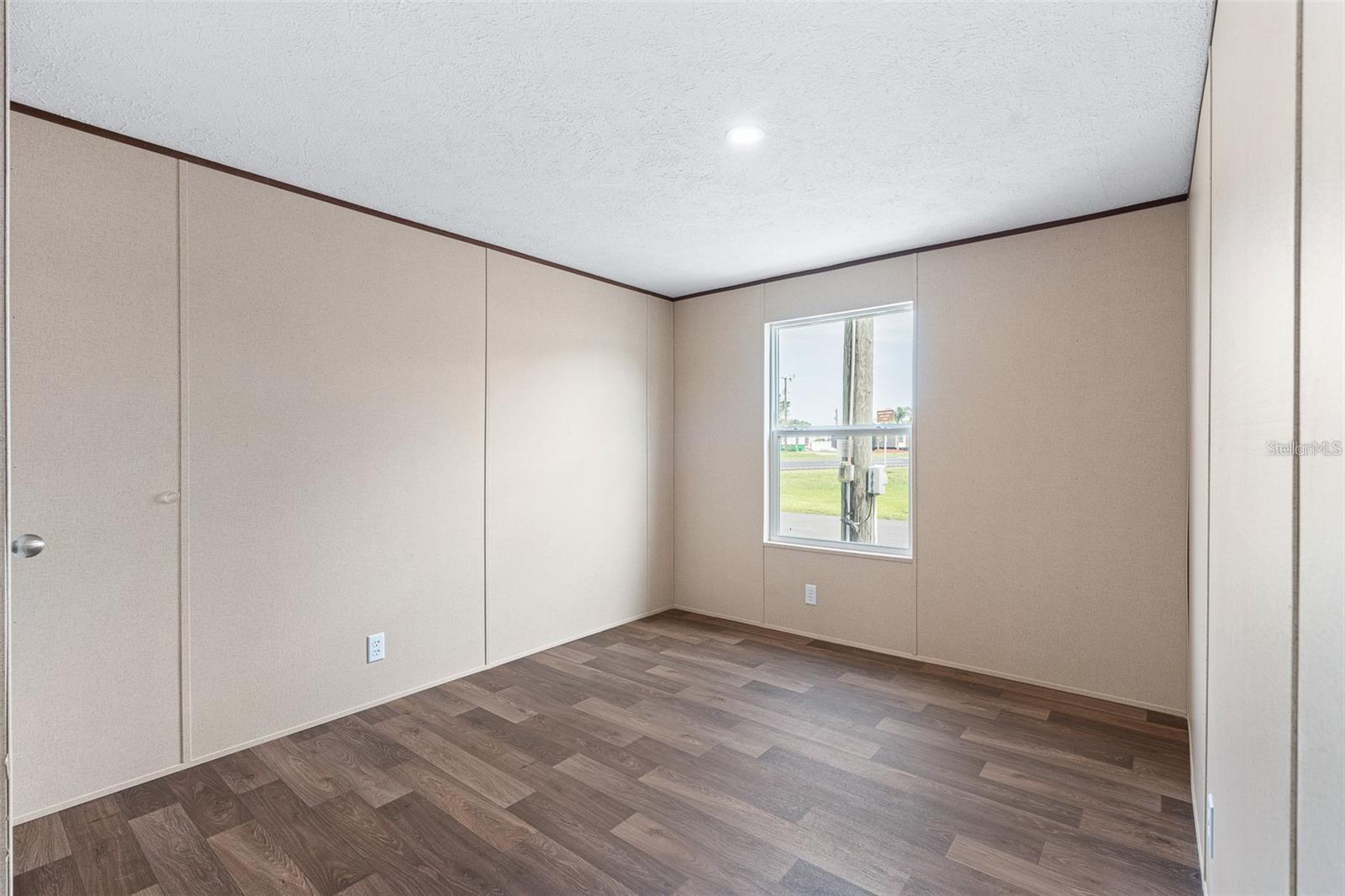 Image 31 of 35 For 8150 Cherokee Road