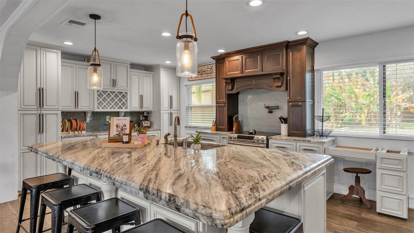 Image 30 of 61 For 4623 Kings Point Court