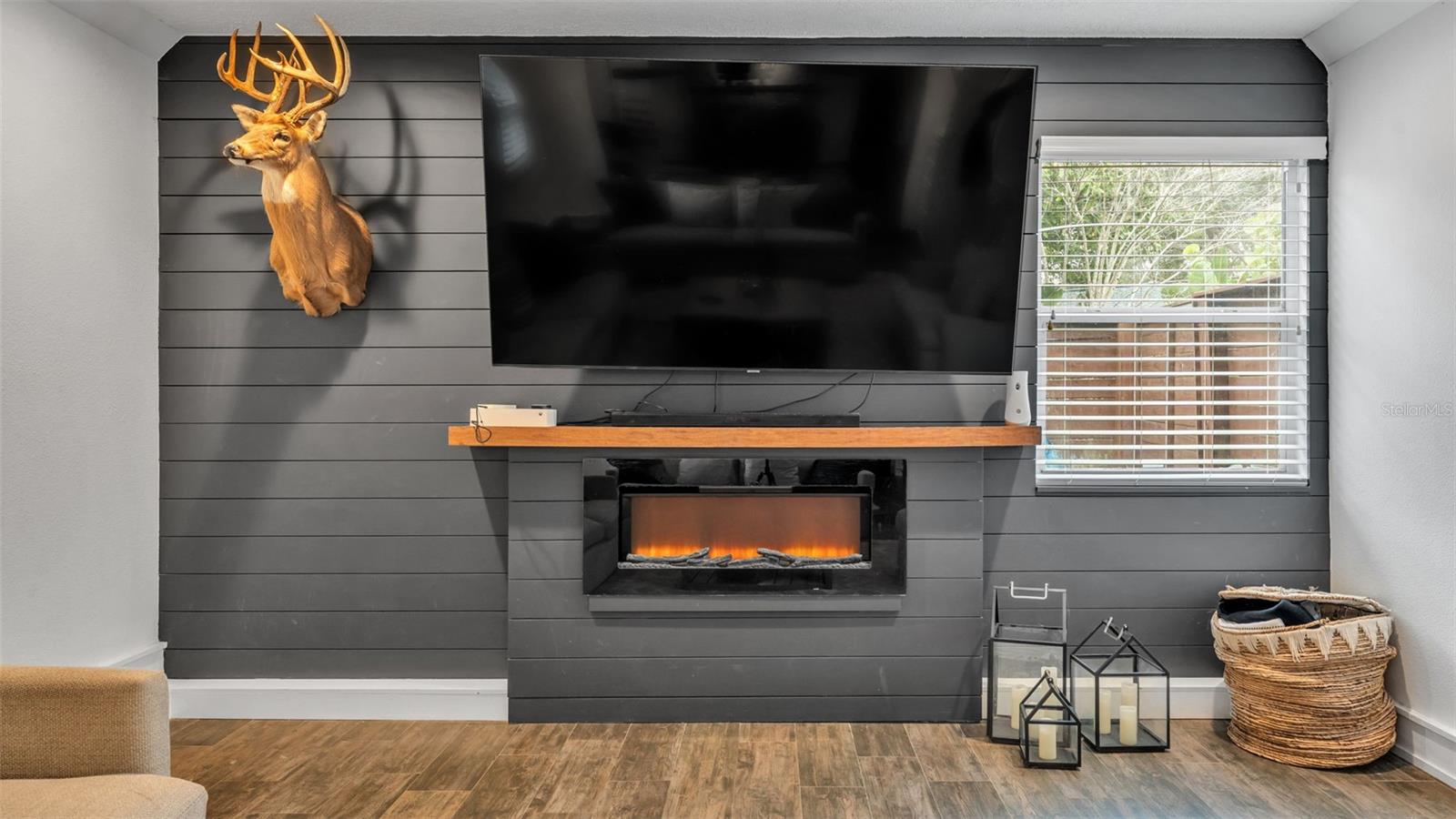 Image 47 of 61 For 4623 Kings Point Court