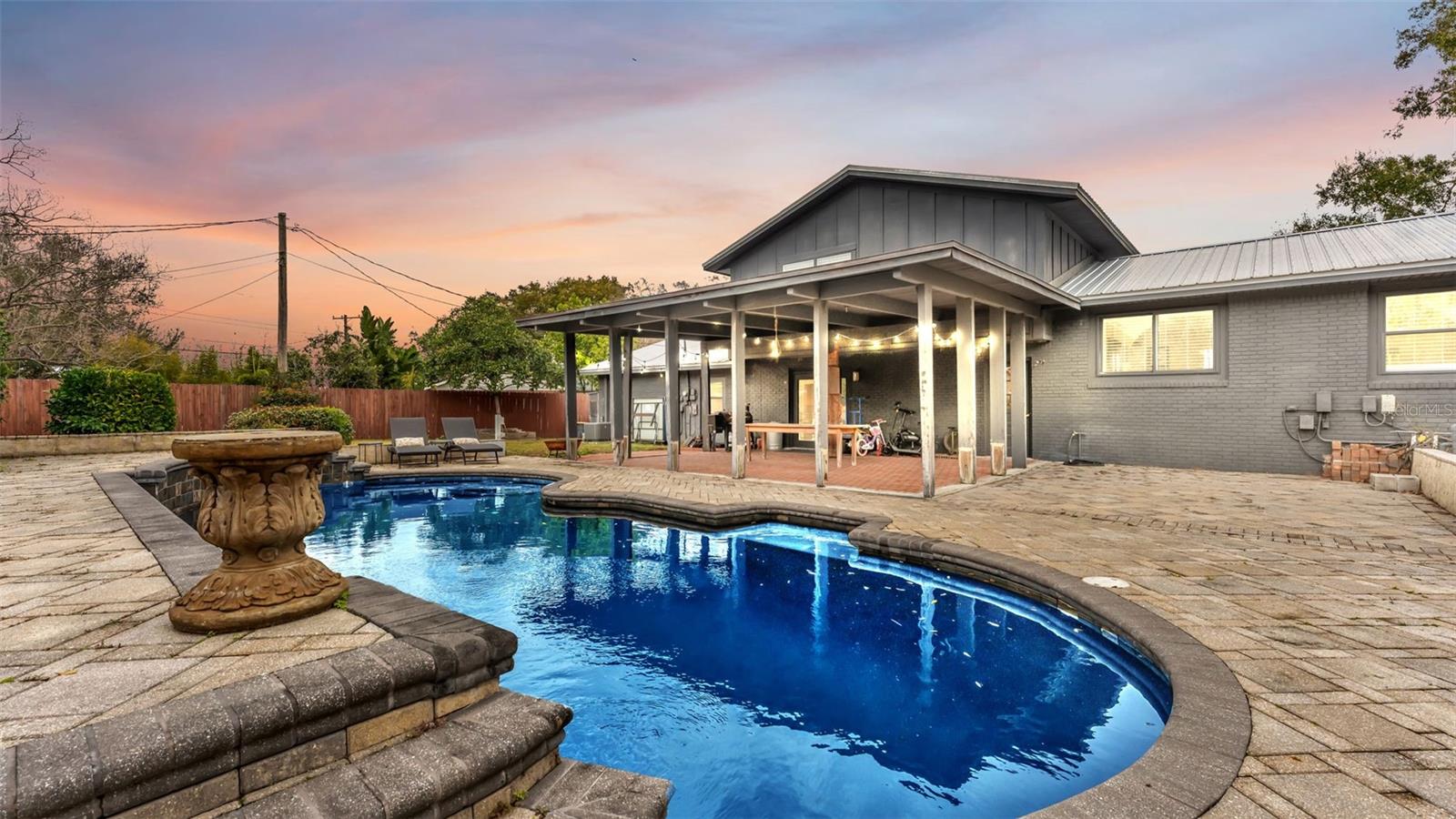 Image 6 of 61 For 4623 Kings Point Court