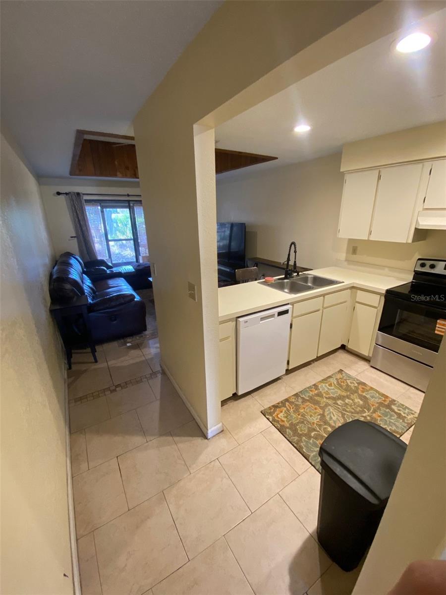 Image 6 of 14 For 6120 Topher Trail 6120