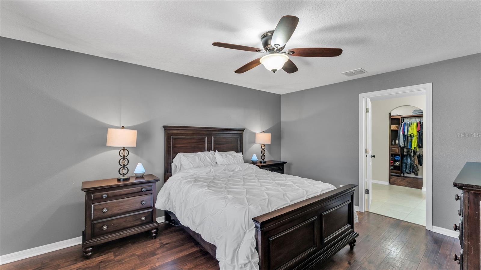 Image 11 of 26 For 2369 Isabella Court