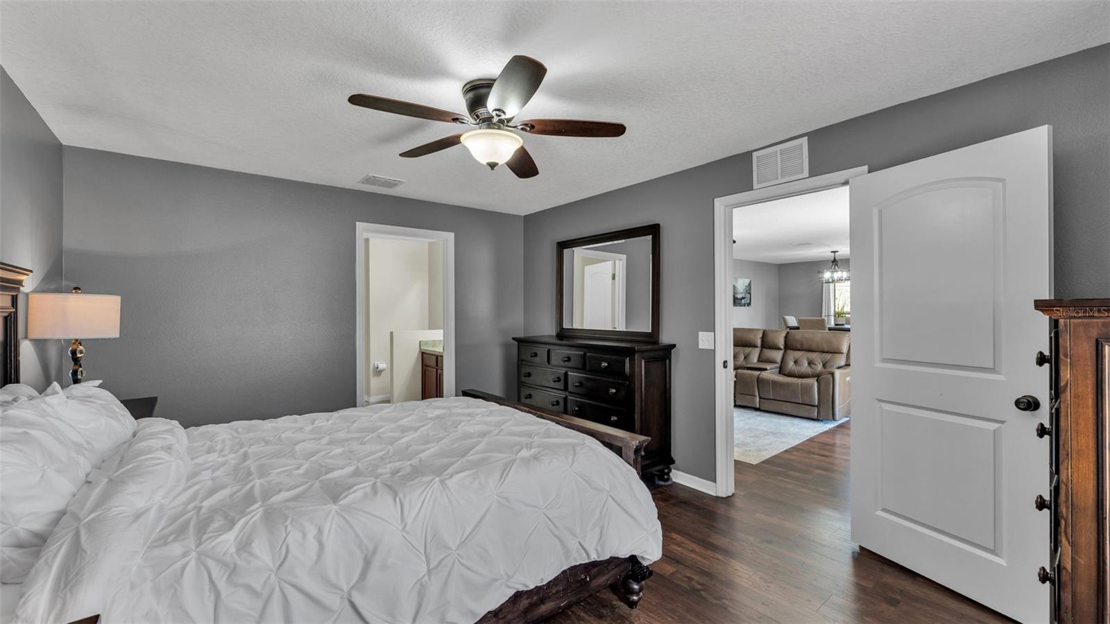 Image 13 of 26 For 2369 Isabella Court