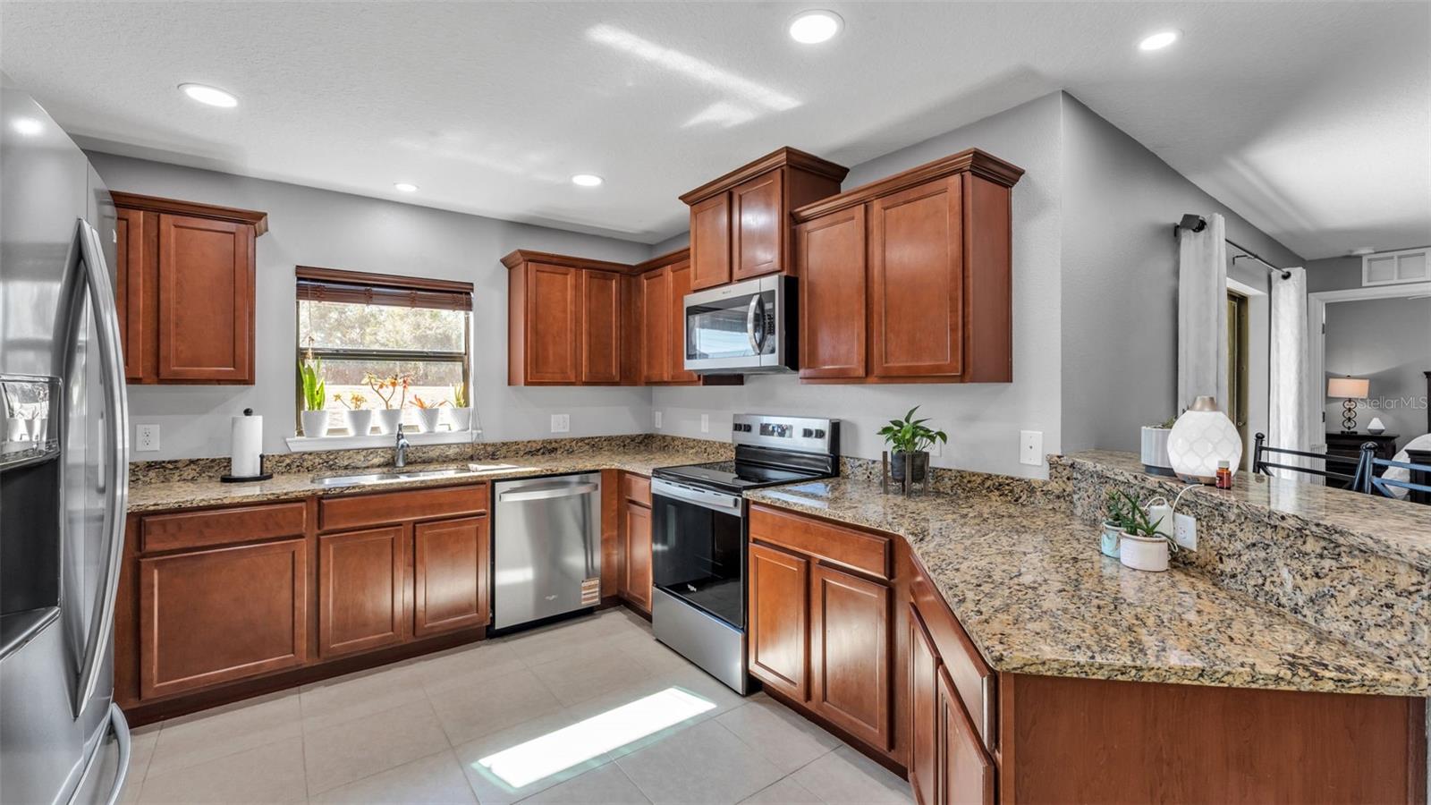 Image 8 of 26 For 2369 Isabella Court