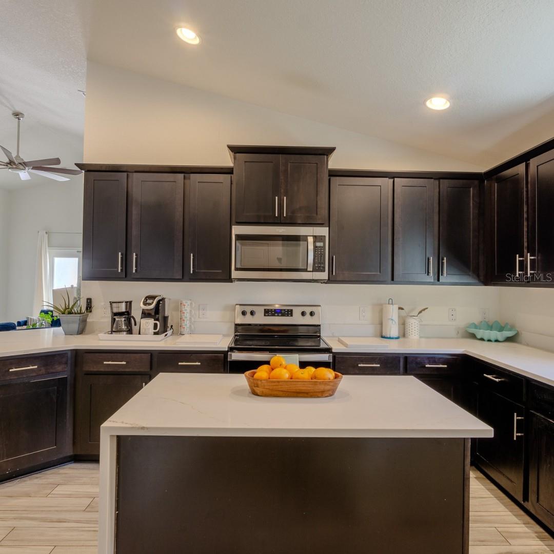 Image 17 of 37 For 4638 Clarke Street