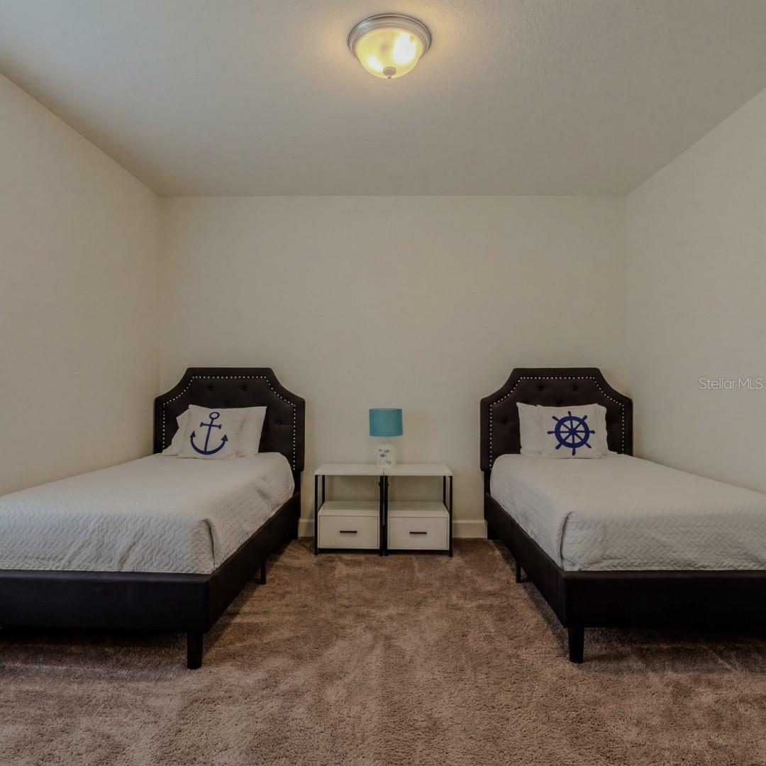 Image 25 of 37 For 4638 Clarke Street